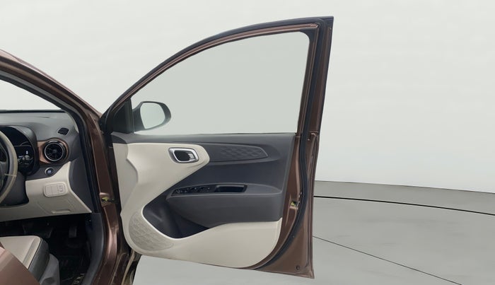 2020 Hyundai AURA SX PLUS 1.2 AMT, Petrol, Automatic, 30,090 km, RHS Front Door