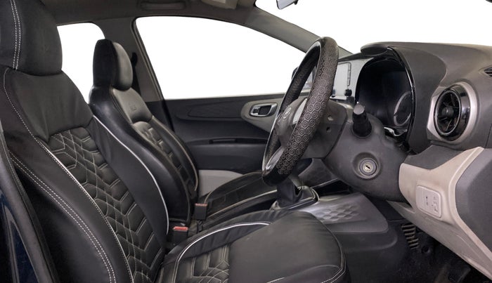 2022 Hyundai GRAND I10 NIOS SPORTZ 1.2 KAPPA VTVT CNG, CNG, Manual, 34,666 km, Right Side Front Door Cabin