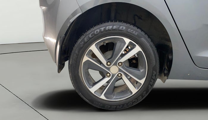 2023 Tata ALTROZ XZ PETROL, Petrol, Manual, 20,328 km, Right Rear Wheel