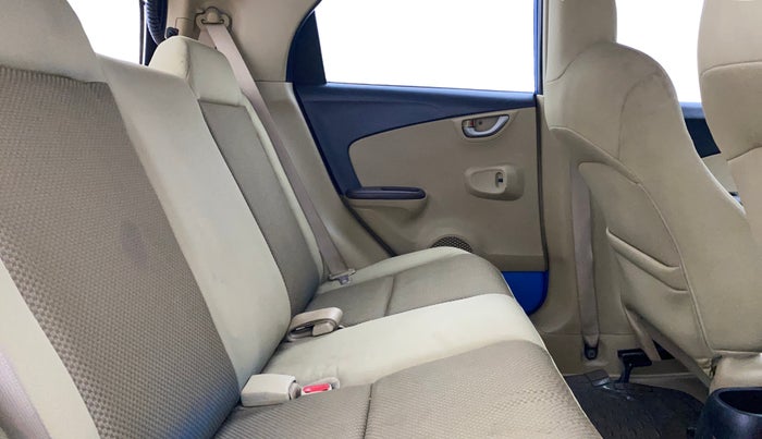 2013 Honda Brio V MT, Petrol, Manual, 1,19,328 km, Right Side Rear Door Cabin