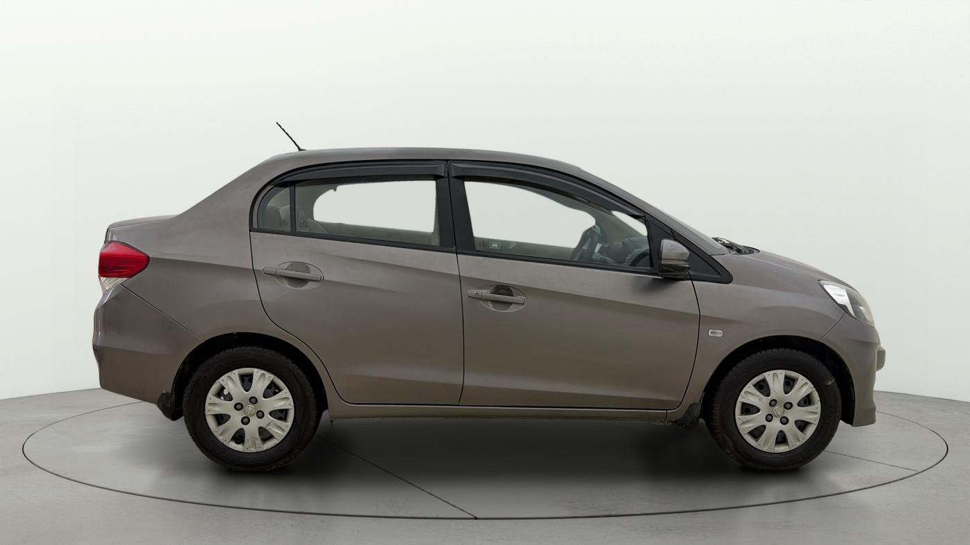 2015 Honda Amaze 1.2L I-VTEC S, Petrol, Manual, 64,495 km, Right Side View