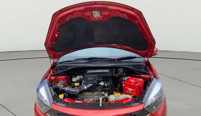 2017 Tata TIGOR XZ (O) PETROL, Petrol, Manual, 54,619 km, Open Bonet