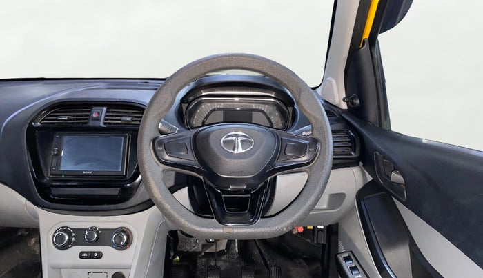 2020 Tata Tiago XE PETROL, Petrol, Manual, 26,908 km, Steering Wheel Close Up