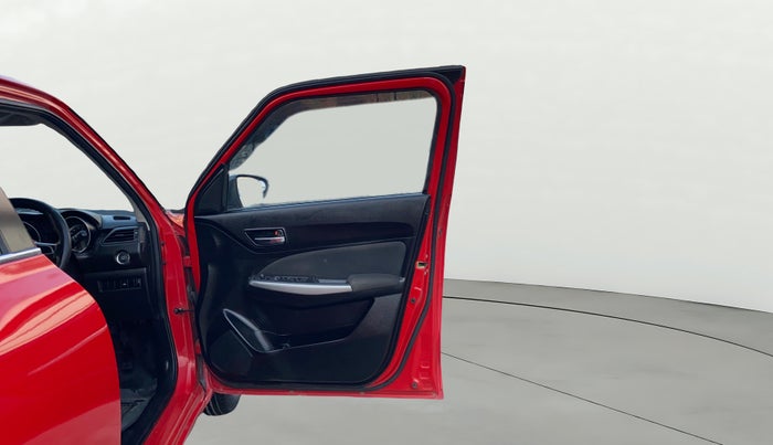 2018 Maruti Swift ZXI PLUS, Petrol, Manual, 33,345 km, RHS Front Door