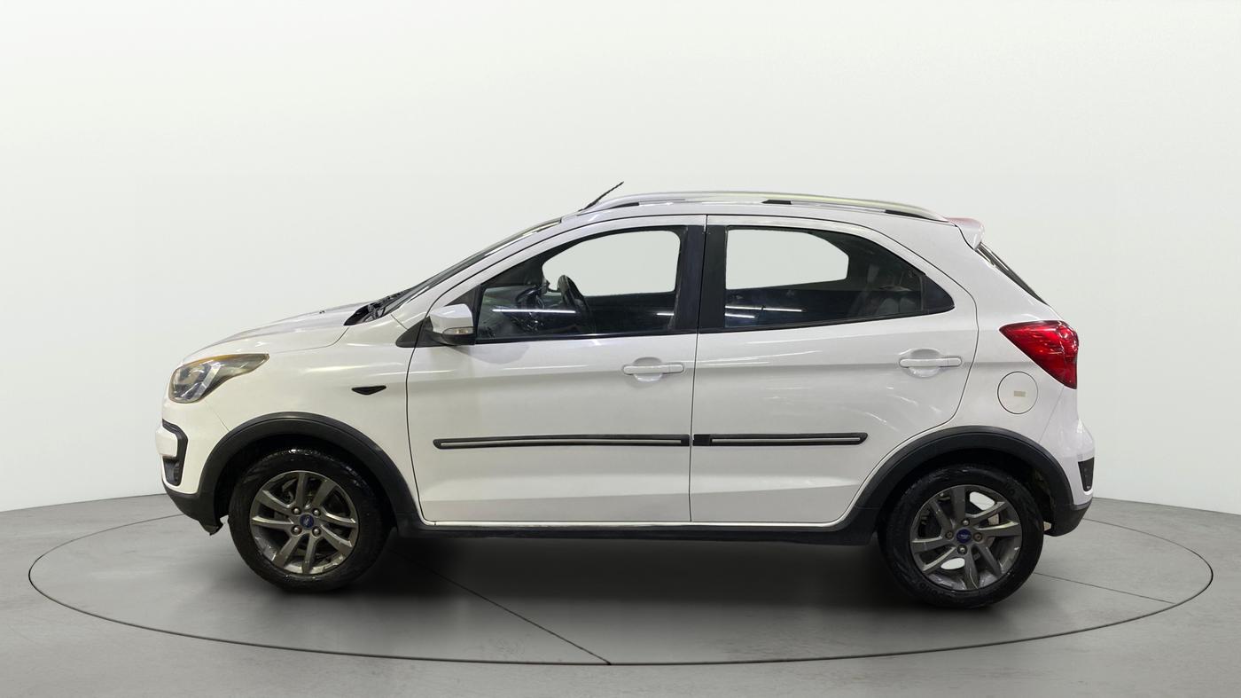 2019 Ford FREESTYLE TITANIUM 1.2 PETROL, Petrol, Manual, 58,471 km, Left Side