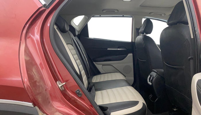 2022 KIA SONET HTX 1.5, Diesel, Manual, 73,207 km, Right Side Rear Door Cabin