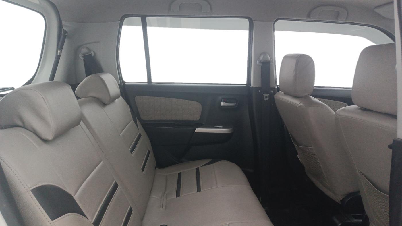 2016 Maruti Wagon R 1.0 VXI AMT, Petrol, Automatic, 48,386 km, Right Side Rear Door Cabin