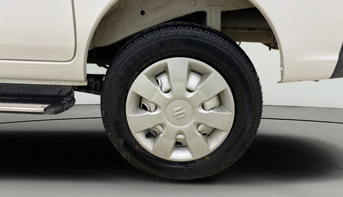 2022 Maruti Eeco 7 STR STD(O), Petrol, Manual, 16,427 km, Left Rear Wheel