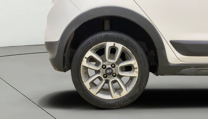 2015 Hyundai i20 Active 1.2 SX, Petrol, Manual, 92,181 km, Right Rear Wheel