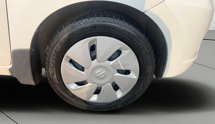 2016 Maruti Celerio ZXI AMT (O), Petrol, Automatic, 68,291 km, Right Front Wheel