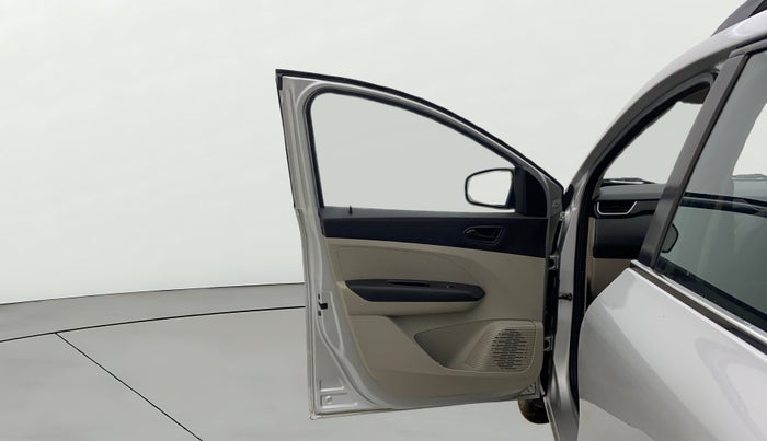 2021 Renault TRIBER RXT, Petrol, Manual, 27,336 km, LHS Front Door