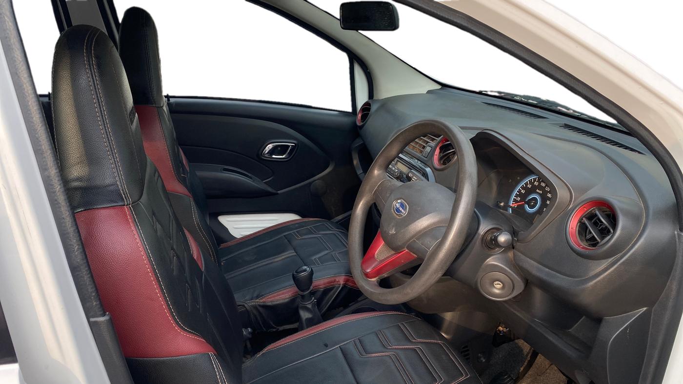 2018 Datsun Redi Go T(O) 1.0L LIMITED EDITION, Petrol, Manual, 97,592 km, Right Side Front Door Cabin