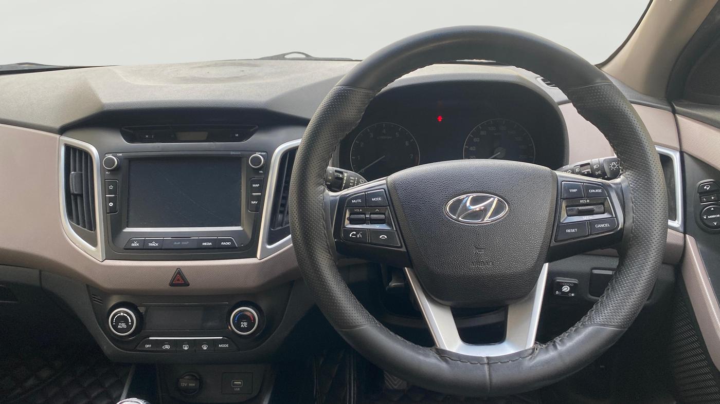 2020 Hyundai Creta SX 1.6 PETROL, CNG, Manual, 82,600 km, Steering Wheel Close Up