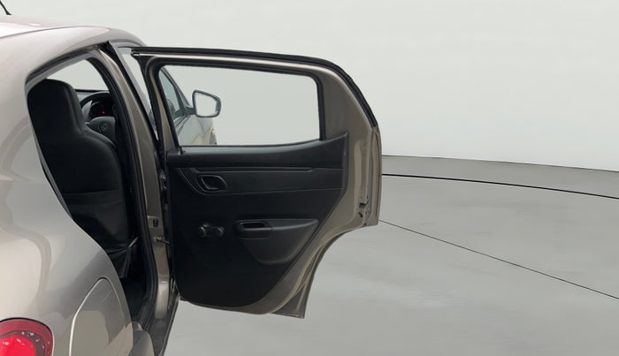 2017 Renault Kwid RXT 1.0 AMT (O), Petrol, Automatic, 49,444 km, RHS Rear Door