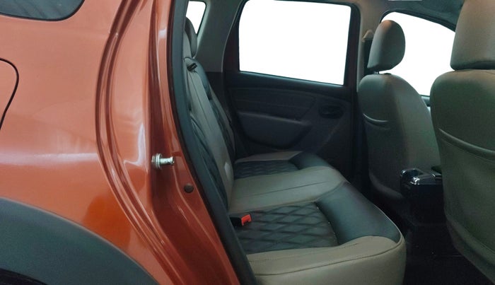 2019 Renault Duster RXS PETROL, Petrol, Manual, 20,401 km, Right Side Rear Door Cabin