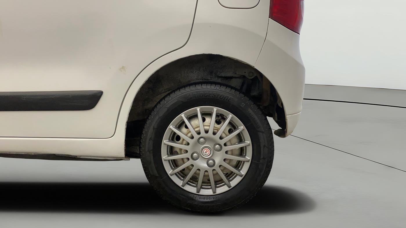 2018 Maruti Wagon R 1.0 LXI CNG, CNG, Manual, 50,979 km, Left Rear Wheel