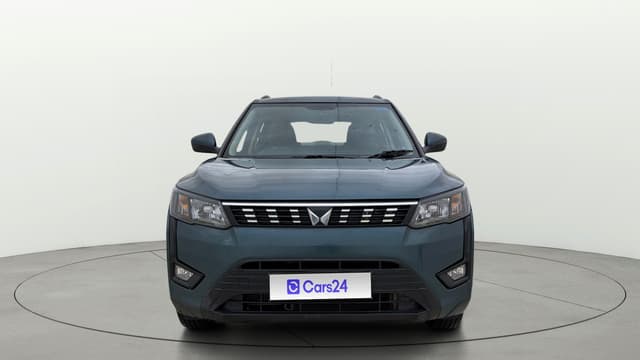 Used 2023 Mahindra XUV300 Used 2023 Mahindra XUV300