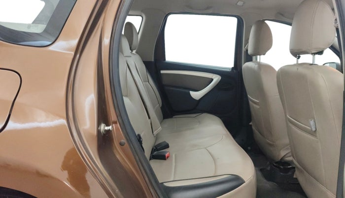 2013 Renault Duster RXL PETROL, Petrol, Manual, 23,481 km, Right Side Rear Door Cabin