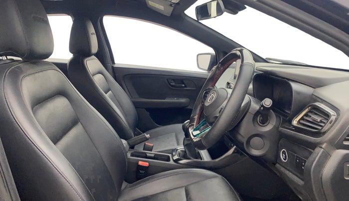 2022 Tata ALTROZ XZ PLUS PETROL DARK EDITION, Petrol, Manual, 80,230 km, Right Side Front Door Cabin