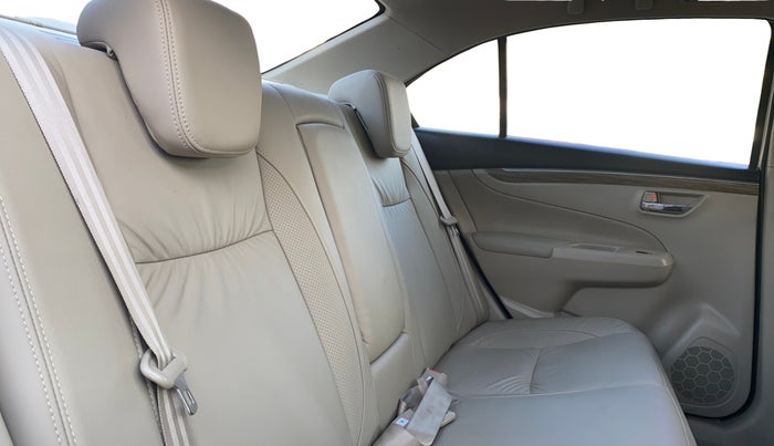 2022 Maruti Ciaz ALPHA 1.5 SHVS PETROL, Petrol, Manual, 20,693 km, Right Side Rear Door Cabin