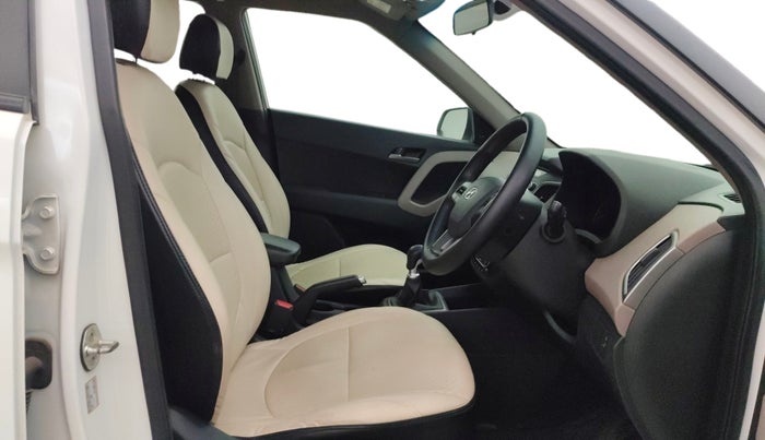 2017 Hyundai Creta SX PLUS 1.6 PETROL, Petrol, Manual, 45,389 km, Right Side Front Door Cabin