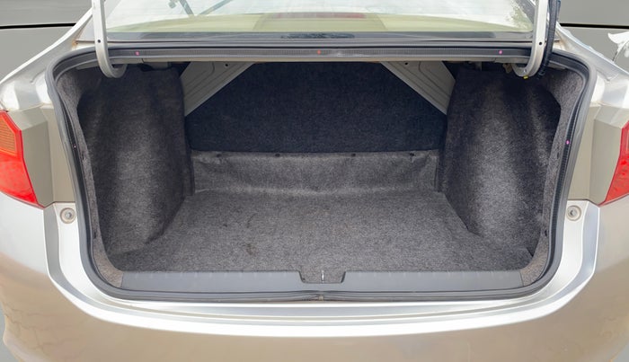 2014 Honda City 1.5L I-DTEC VX, Diesel, Manual, 98,354 km, Boot Open Zoomed View