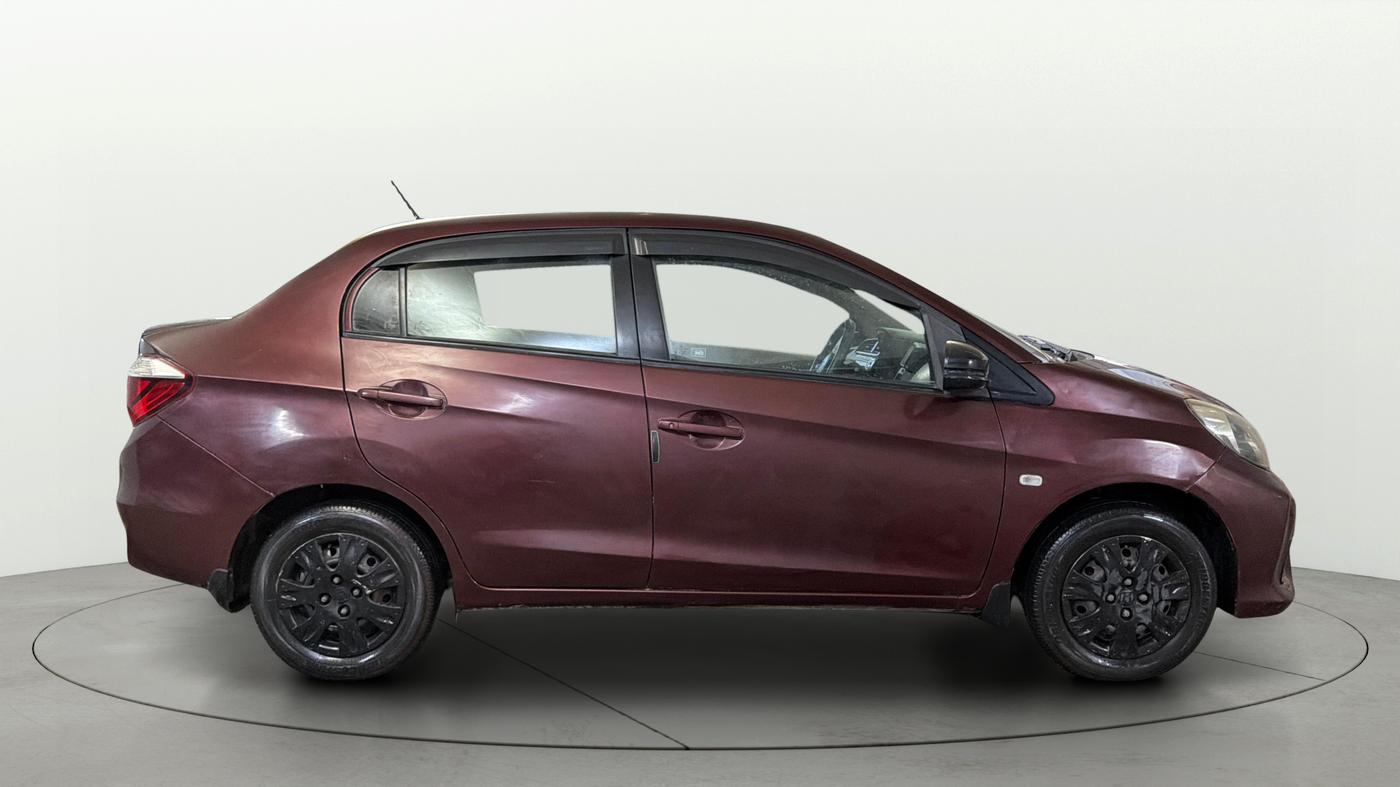 2017 Honda Amaze 1.2L I-VTEC S, CNG, Manual, 1,04,527 km, Right Side View