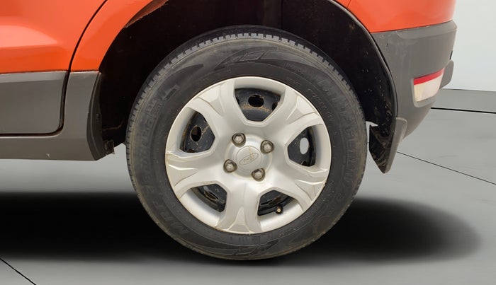 2014 Ford Ecosport AMBIENTE 1.5L DIESEL, Diesel, Manual, 1,17,219 km, Left Rear Wheel