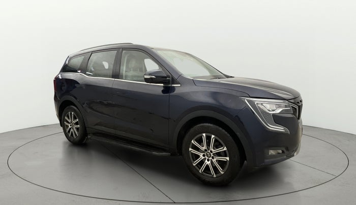 2022 Mahindra XUV700 AX 7 LUXURY P AT 7 STR, Petrol, Automatic, 20,821 km, Right Front Diagonal