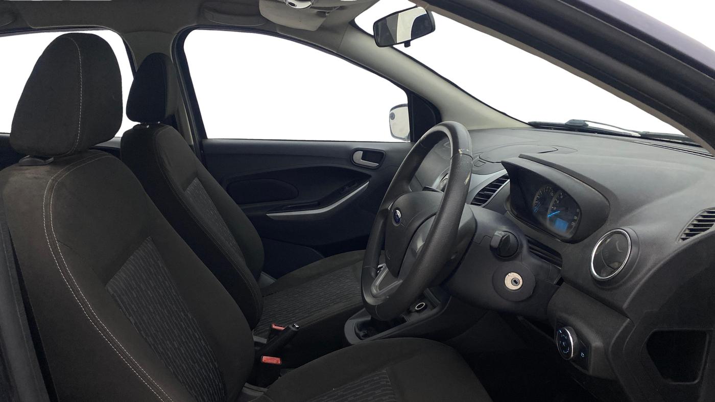 2015 Ford New Figo TREND 1.2 PETROL, Petrol, Manual, 35,120 km, Right Side Front Door Cabin