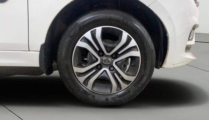 2023 Tata Tiago XT CNG, CNG, Manual, 27,707 km, Right Front Wheel