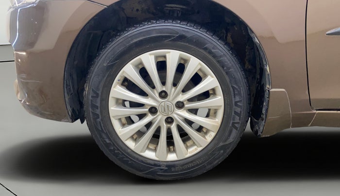 2015 Maruti Ciaz ZXI, Petrol, Manual, 38,542 km, Left Front Wheel