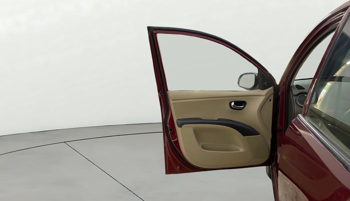 2015 Hyundai i10 SPORTZ 1.1, Petrol, Manual, 31,738 km, LHS Front Door