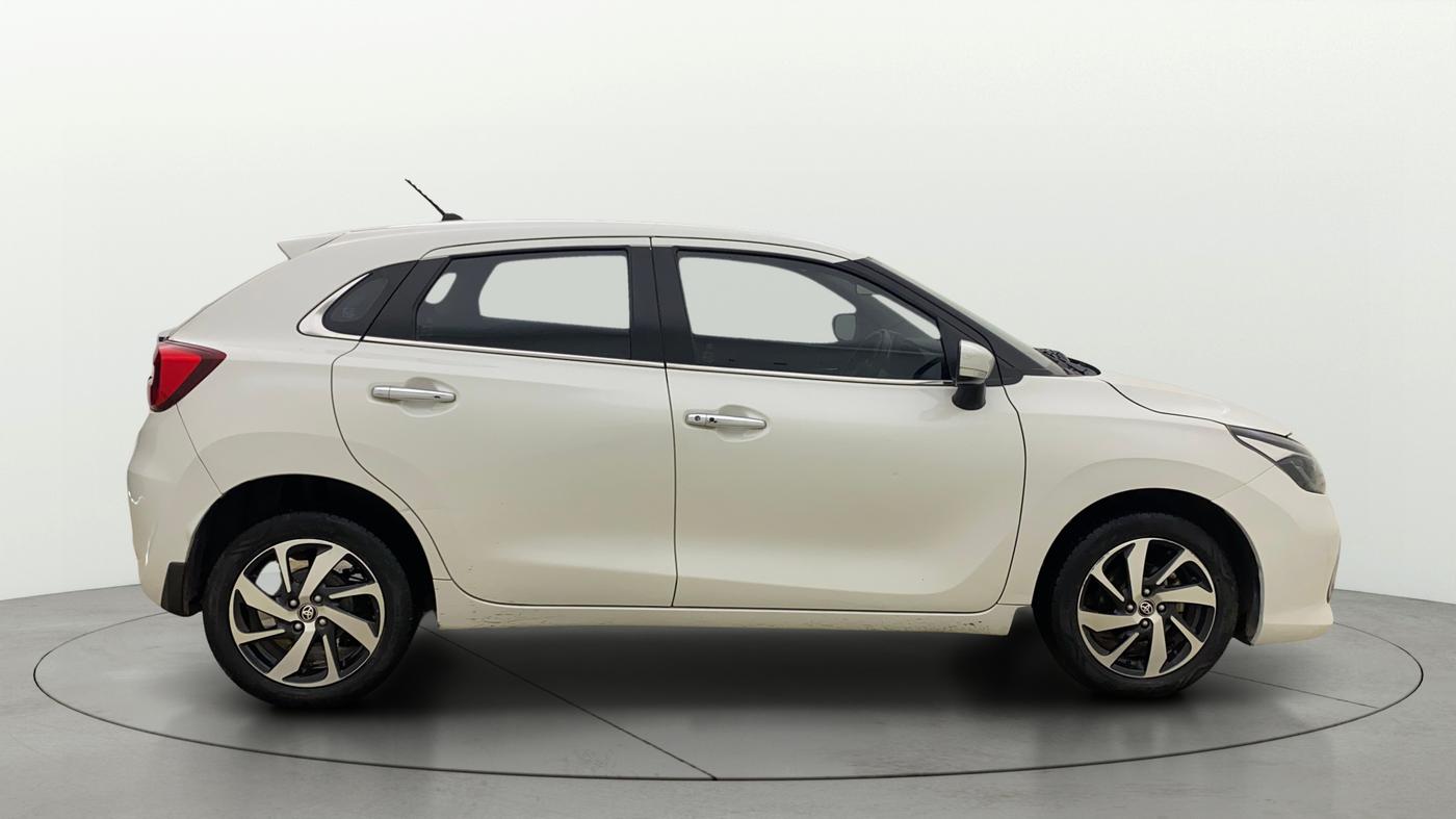 2023 Toyota Glanza G AMT, Petrol, Automatic, 1,31,108 km, Right Side View