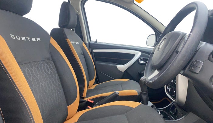 2016 Renault Duster RXL 85PS EXPLORE, Diesel, Manual, 41,789 km, Right Side Front Door Cabin