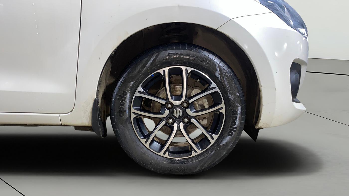 2023 Maruti Swift ZXI PLUS AMT DUAL TONE, Petrol, Automatic, 58,445 km, Right Front Wheel