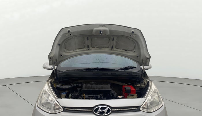 2016 Hyundai Grand i10 SPORTZ 1.2 KAPPA VTVT, Petrol, Manual, 77,525 km, Open Bonet