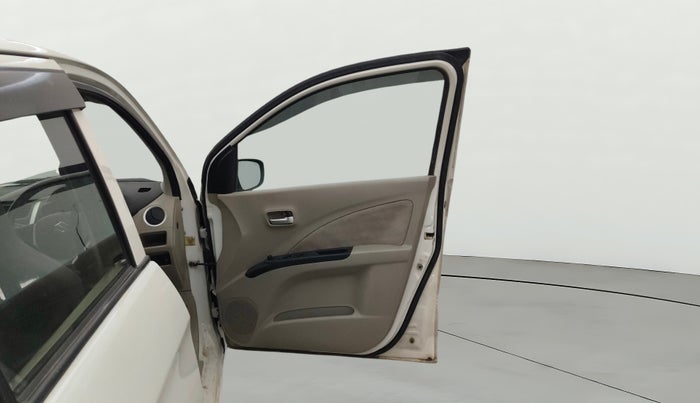 2016 Maruti Celerio ZXI (O), Petrol, Manual, 79,244 km, RHS Front Door