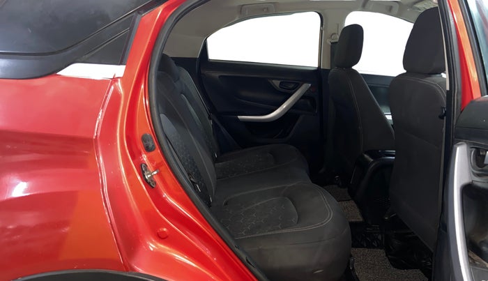 2021 Tata NEXON XMA SUNROOF PETROL, Petrol, Automatic, 87,909 km, Right Side Rear Door Cabin