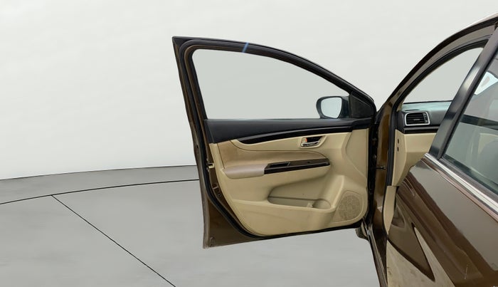 2017 Maruti Ciaz DELTA 1.4 MT PETROL, Petrol, Manual, 67,271 km, LHS Front Door