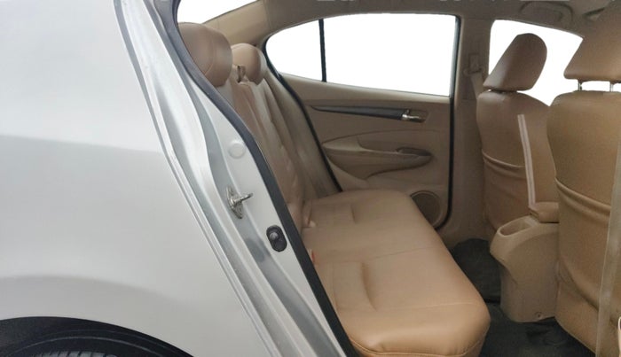 2013 Honda City 1.5L I-VTEC V MT, Petrol, Manual, 1,00,391 km, Right Side Rear Door Cabin