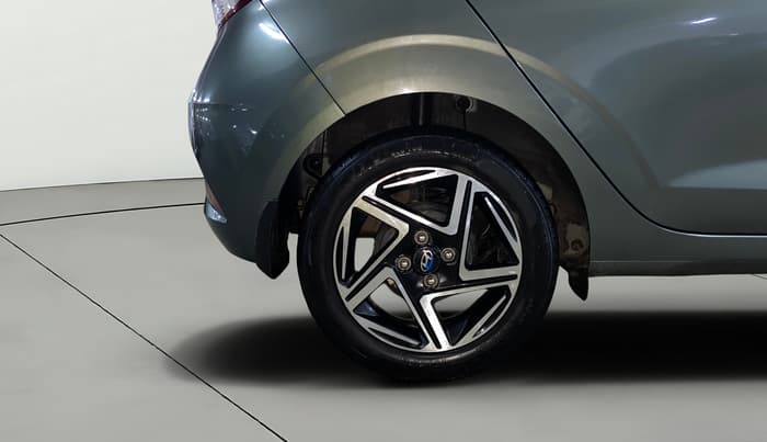 2023 Hyundai GRAND I10 NIOS SPORTZ 1.2 KAPPA VTVT DUAL TONE, Petrol, Manual, 30,720 km, Right Rear Wheel