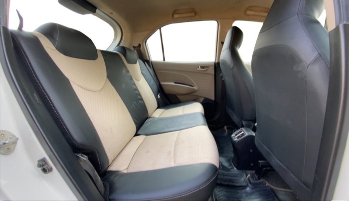 2019 Hyundai NEW SANTRO SPORTZ MT, Petrol, Manual, 84,906 km, Right Side Rear Door Cabin