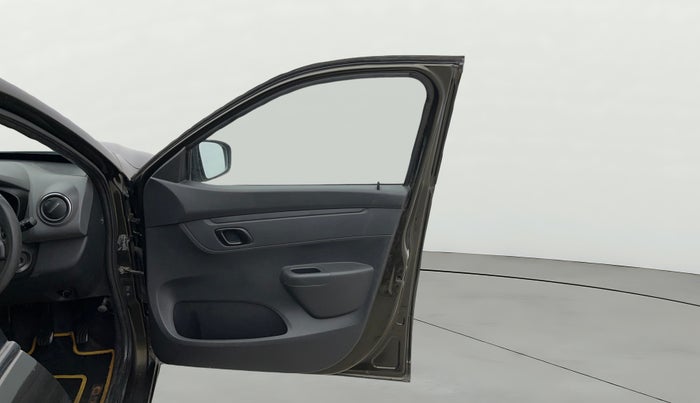 2016 Renault Kwid RXT 1.0, Petrol, Manual, 48,108 km, RHS Front Door