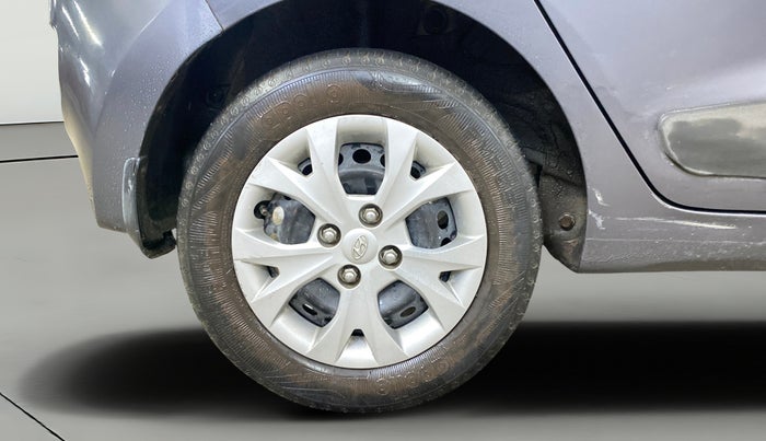 2016 Hyundai Grand i10 MAGNA 1.2 KAPPA VTVT, Petrol, Manual, 17,104 km, Right Rear Wheel