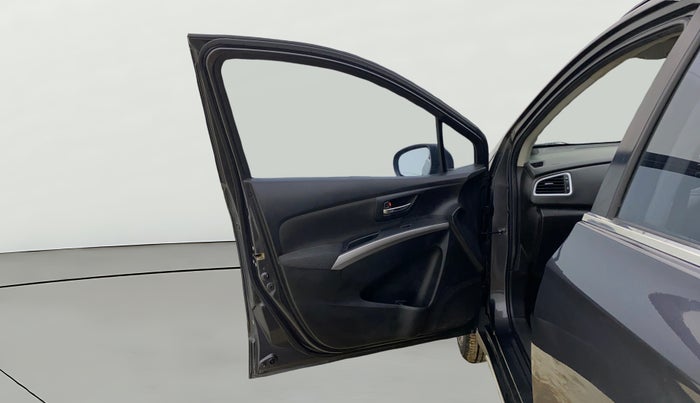 2021 Maruti S Cross DELTA 1.5, CNG, Manual, 1,37,195 km, LHS Front Door