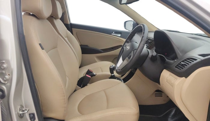 2012 Hyundai Verna FLUIDIC 1.6 VTVT SX, Petrol, Manual, 18,212 km, Right Side Front Door Cabin