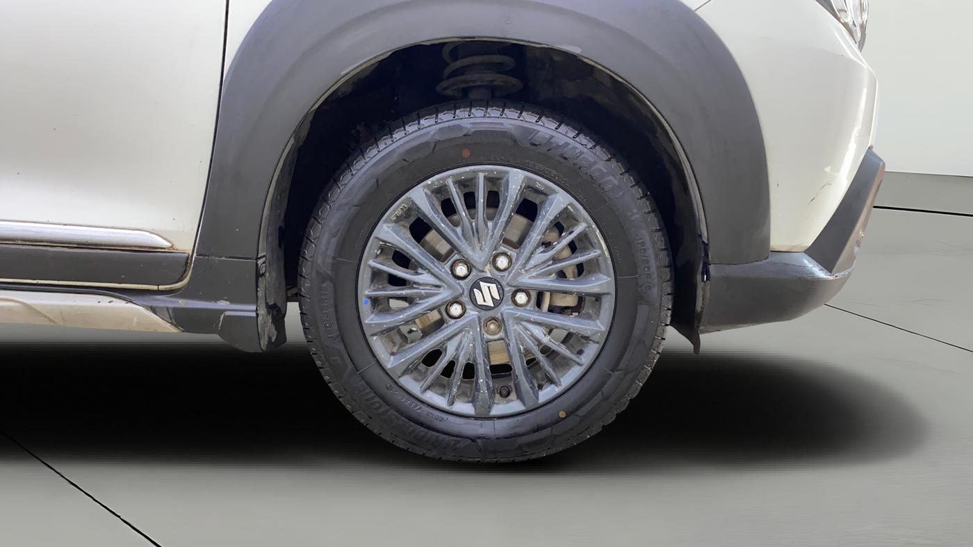 2021 Maruti XL6 ALPHA MT, Petrol, Manual, 72,457 km, Right Front Wheel
