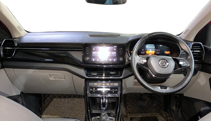 2023 Skoda KUSHAQ STYLE 1.0L TSI AT (6 AIRBAGS), Petrol, Automatic, 15,828 km, Dashboard