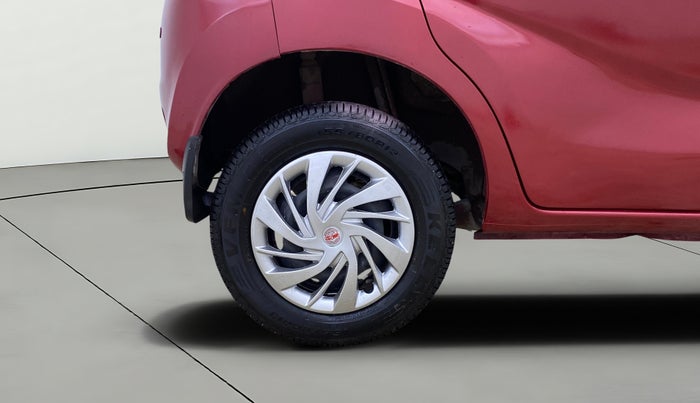 2018 Datsun Redi Go T(O) 1.0, Petrol, Manual, 75,836 km, Right Rear Wheel